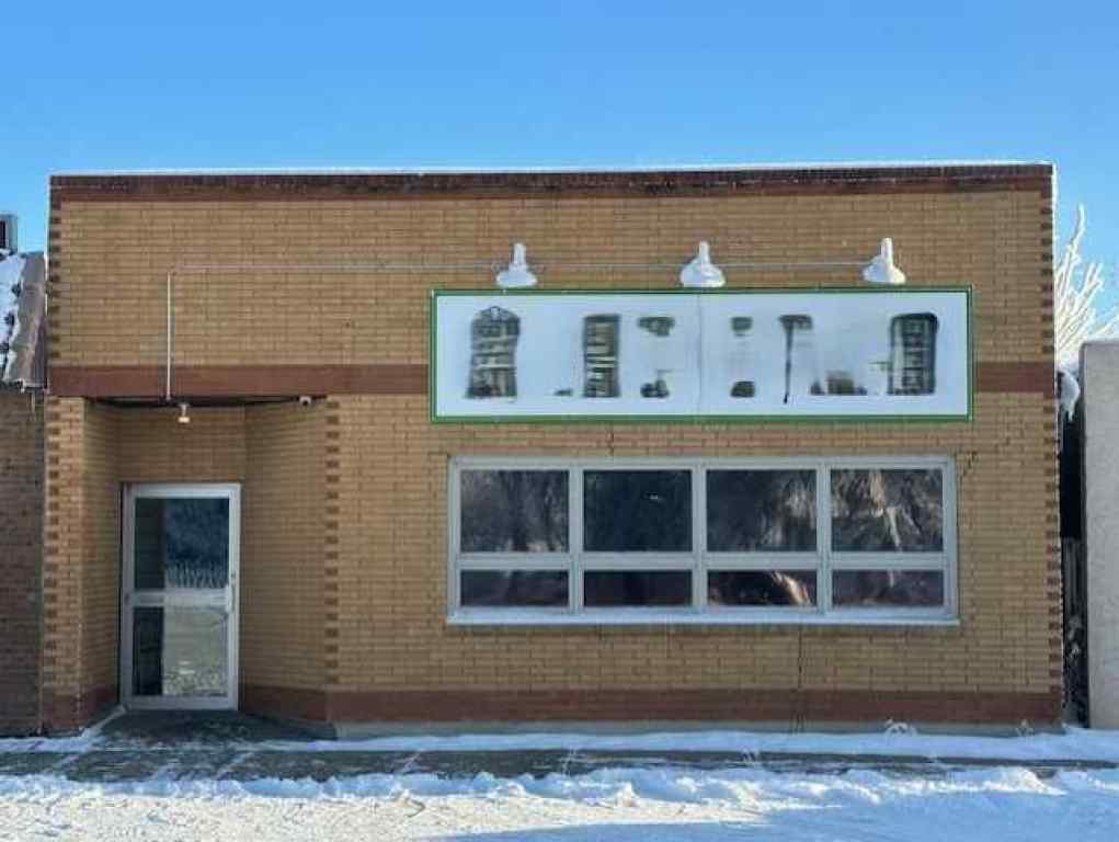 MLS® A2183450 - 214 Centre Street  in Hanna Hanna, Commercial