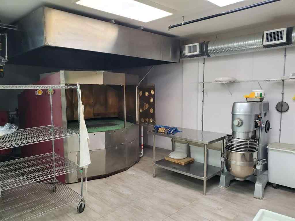 MLS® A2183456 - Unit #124 3670 63 Avenue NE in Westwinds Calgary, Commercial