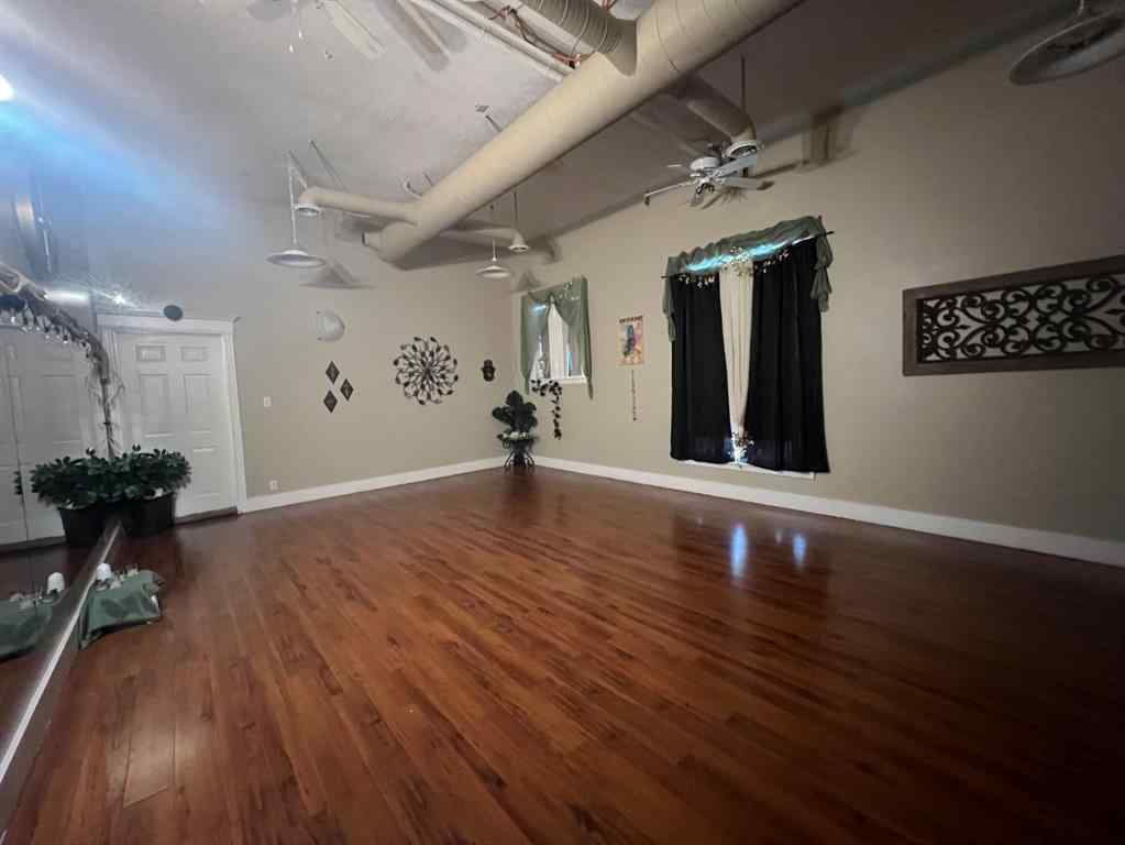 MLS® A2183779 - 360 4 Street W in Downtown Drumheller Drumheller, Commercial