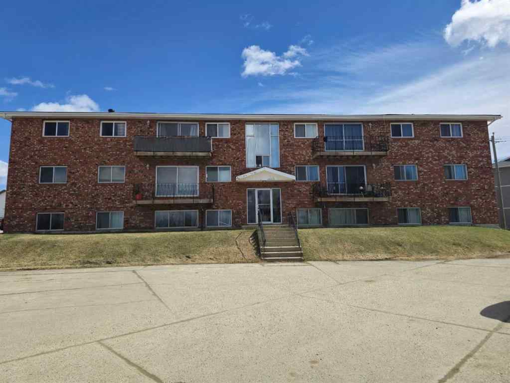 MLS® A2183888 - 611 3 AVE   in NONE Fox Creek, Commercial