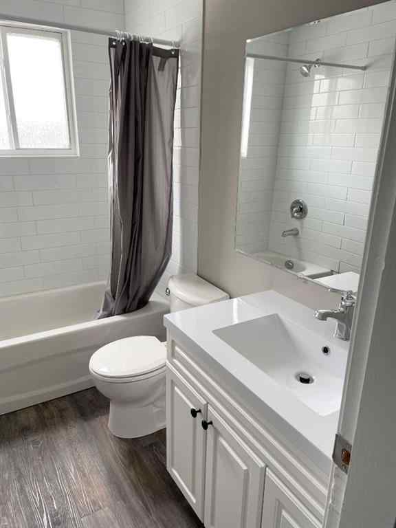 MLS® A2183888 - 611 3 AVE   in NONE Fox Creek, Commercial