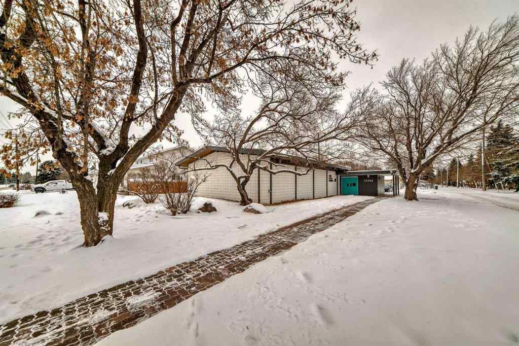 MLS® A2184032 - 12703 109 Street NW in Lauderdale Edmonton, Commercial