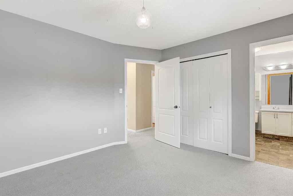 MLS® A2184082 - 739 Oak Drive   in NONE Beaverlodge, Residential