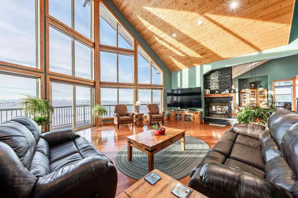 MLS® A2184163 - 642157 72 Street E in NONE Rural Foothills County, Residential