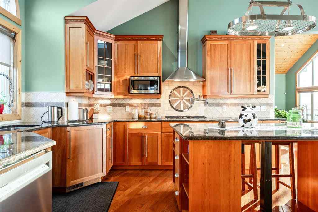 MLS® A2184163 - 642157 72 Street E in NONE Rural Foothills County, Residential