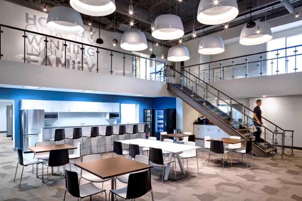 MLS® A2184190 - 9820 100 Avenue  in Central Business District Grande Prairie, Commercial