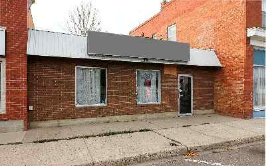 MLS® A2184196 - 106 Broadway Avenue E in NONE Redcliff, Commercial