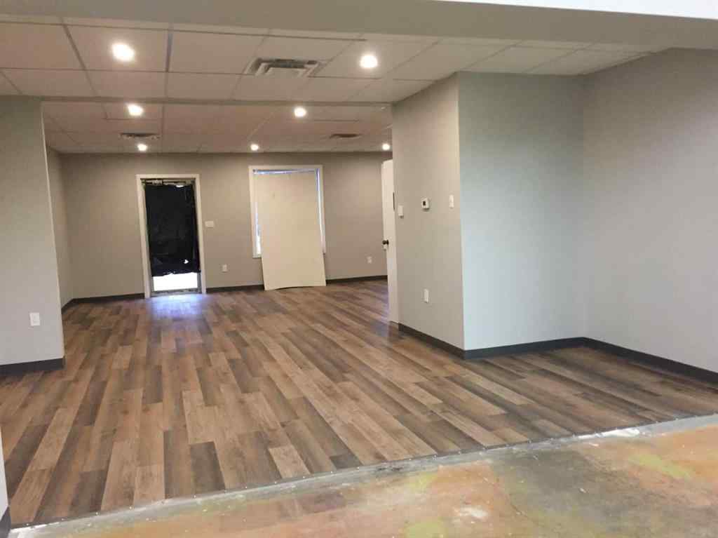 MLS® A2184196 - 106 Broadway Avenue E in NONE Redcliff, Commercial