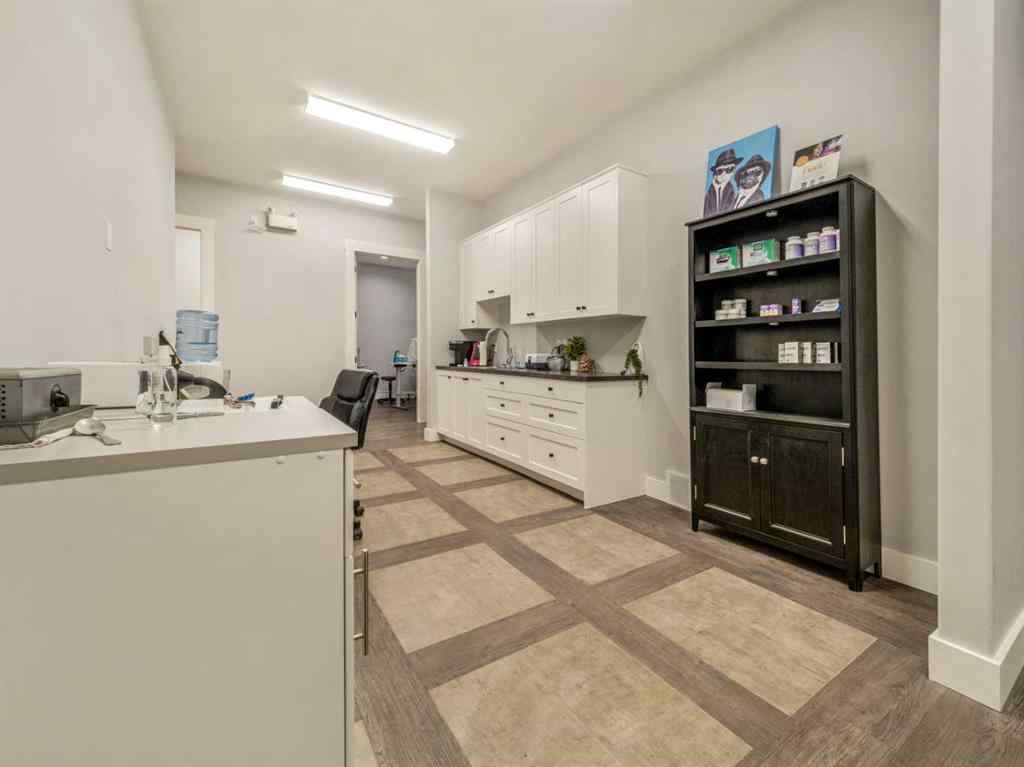 MLS® A2184291 - 19 Broadway  N in NONE Raymond, Commercial