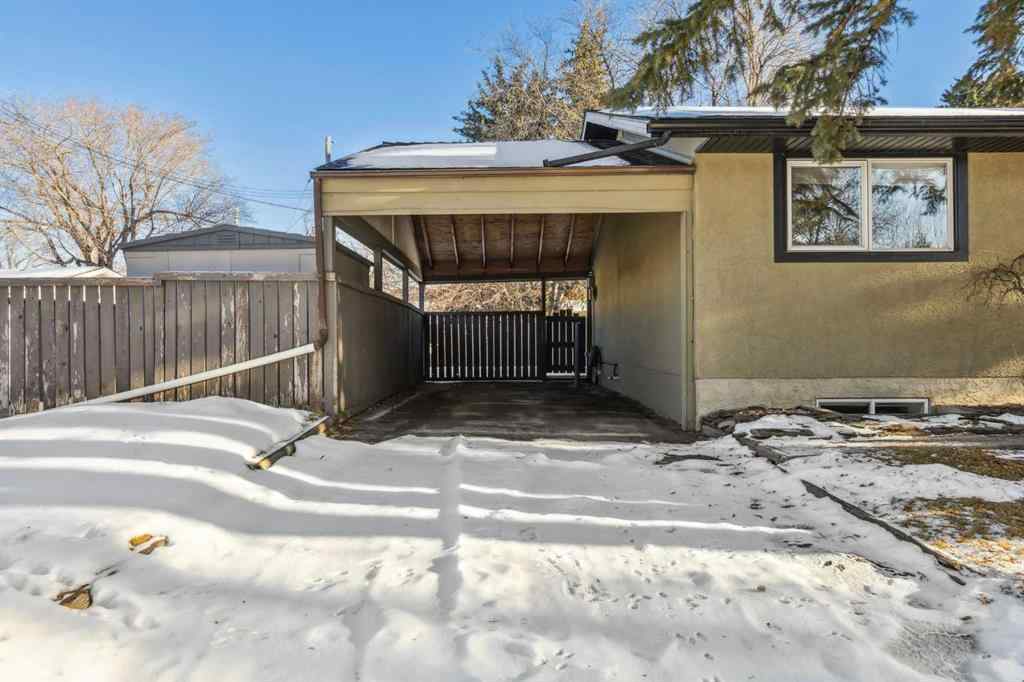 MLS® A2184346 - 6003 Lacombe Way SW in Lakeview Calgary, Residential