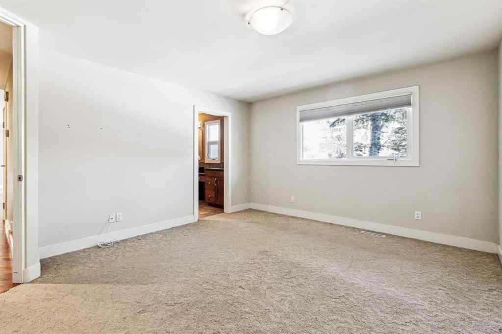 MLS® A2184346 - 6003 Lacombe Way SW in Lakeview Calgary, Residential