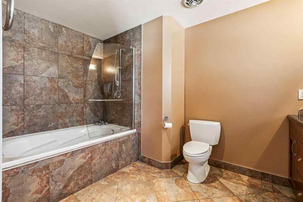 MLS® A2184346 - 6003 Lacombe Way SW in Lakeview Calgary, Residential