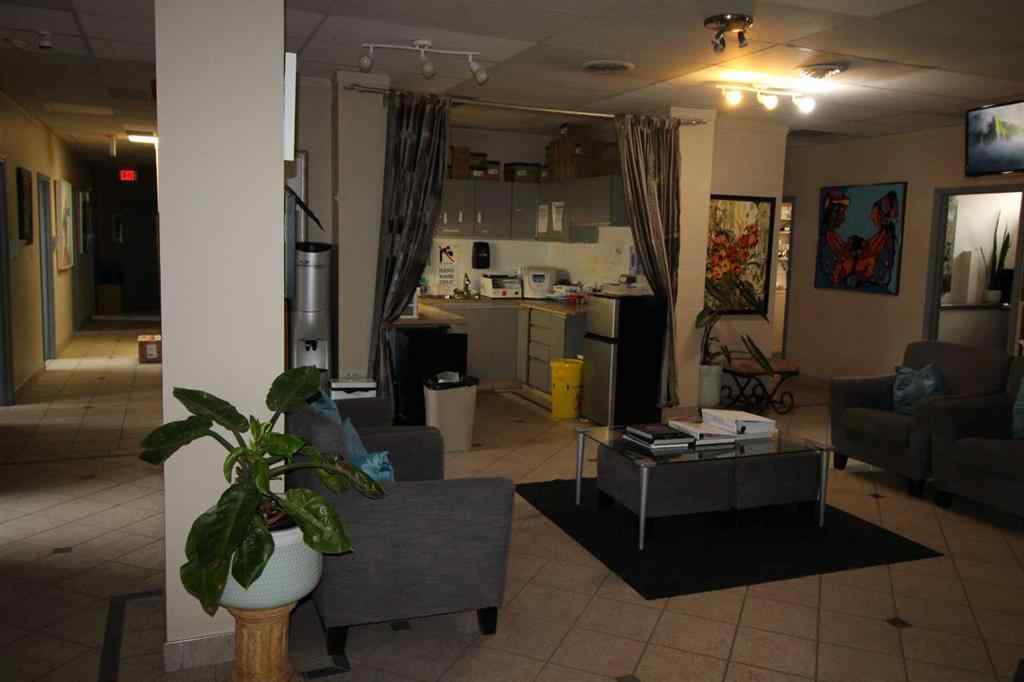 MLS® A2184464 - Unit #2 1133 17 Avenue NW in Capitol Hill Calgary, Commercial