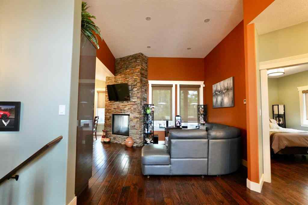 MLS® A2184488 - 10632 85 Street  in Saddleback Ridge Peace River, Residential