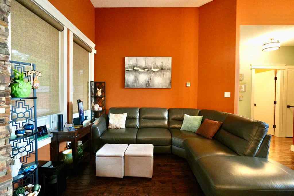 MLS® A2184488 - 10632 85 Street  in Saddleback Ridge Peace River, Residential