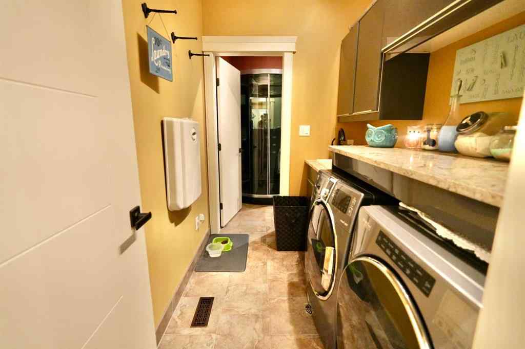MLS® A2184488 - 10632 85 Street  in Saddleback Ridge Peace River, Residential