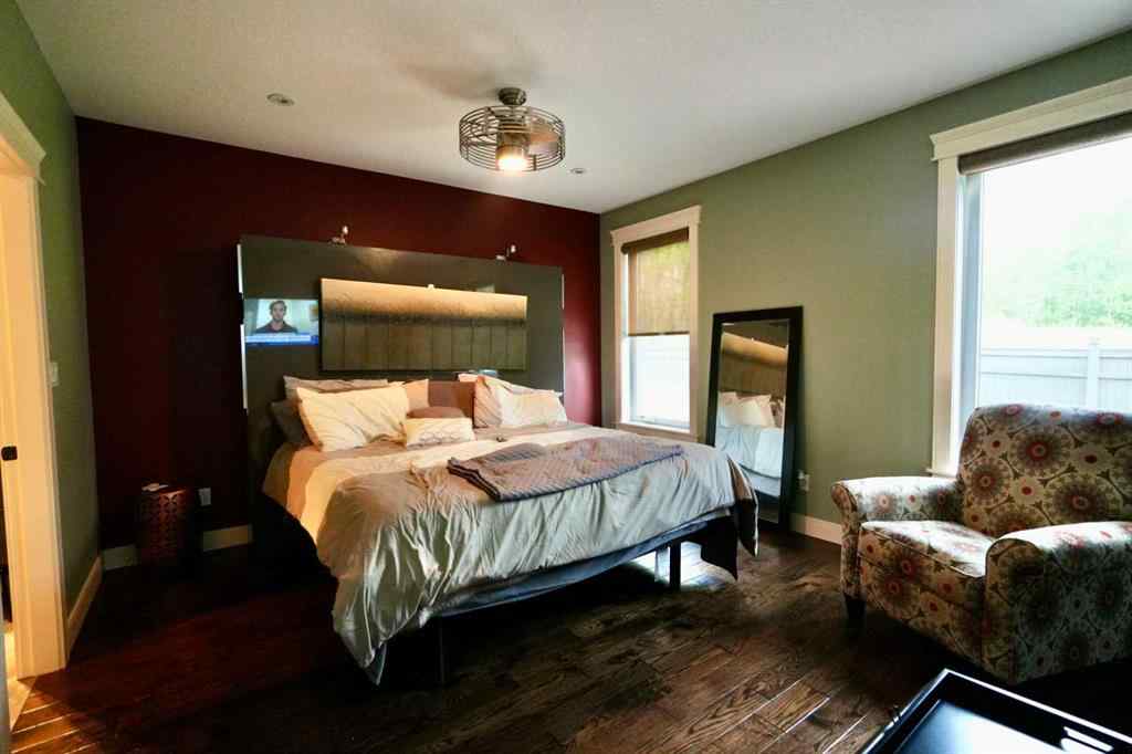 MLS® A2184488 - 10632 85 Street  in Saddleback Ridge Peace River, Residential