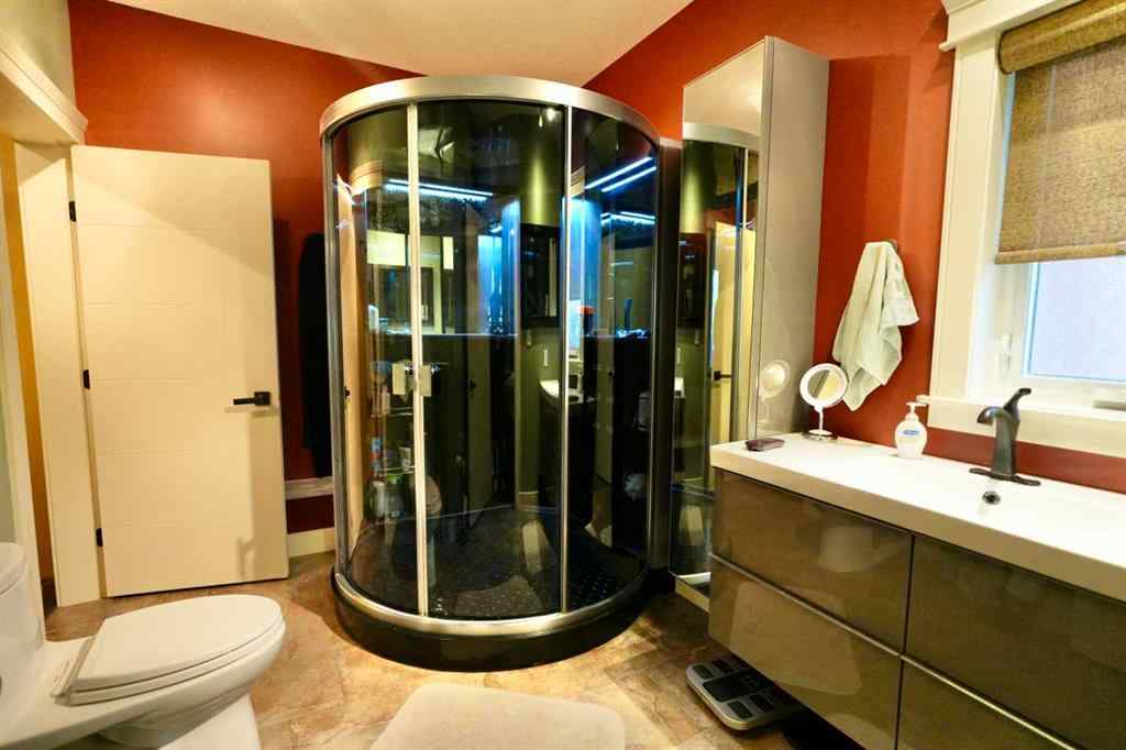 MLS® A2184488 - 10632 85 Street  in Saddleback Ridge Peace River, Residential