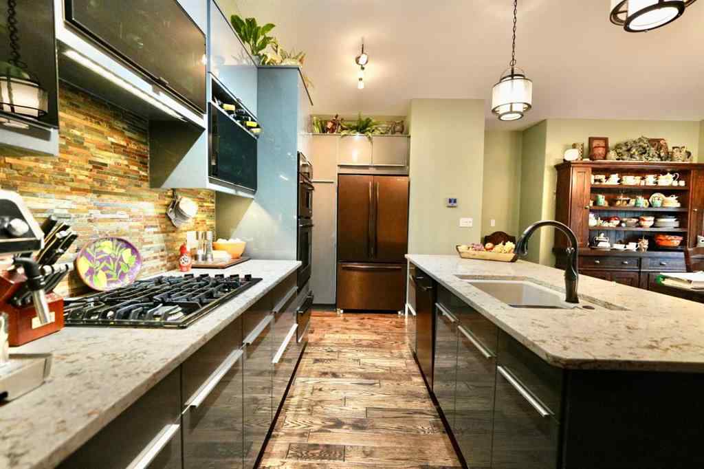 MLS® A2184488 - 10632 85 Street  in Saddleback Ridge Peace River, Residential