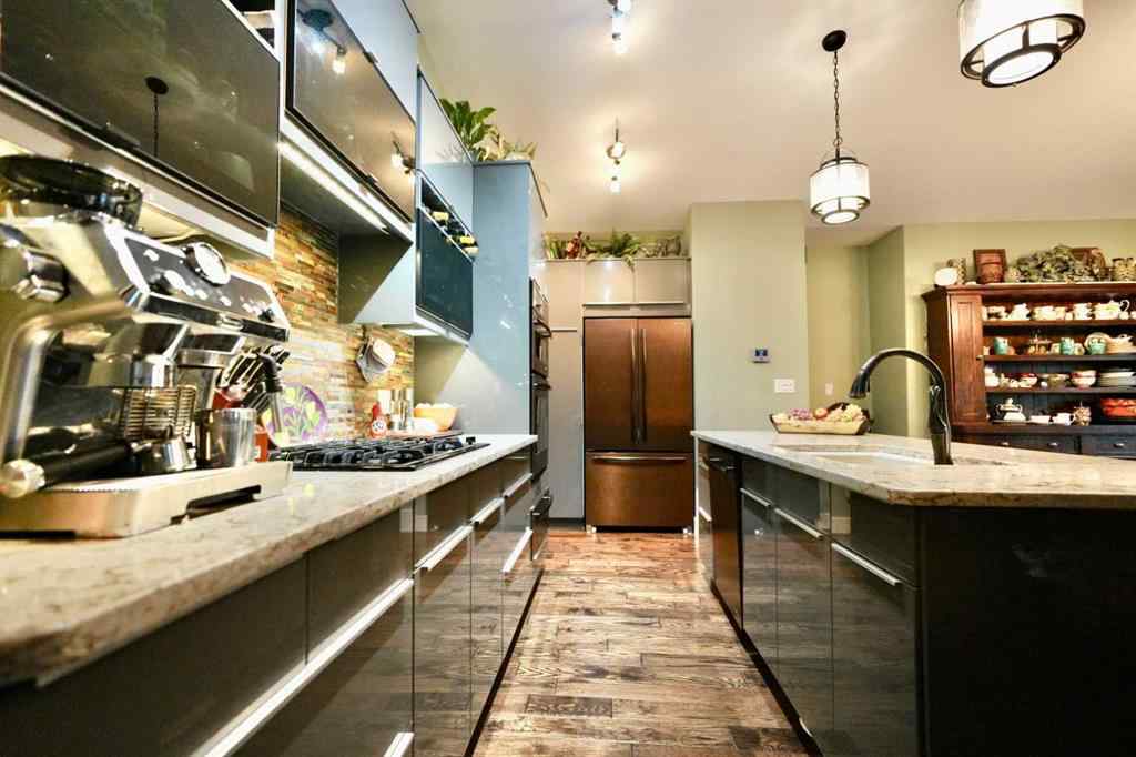 MLS® A2184488 - 10632 85 Street  in Saddleback Ridge Peace River, Residential