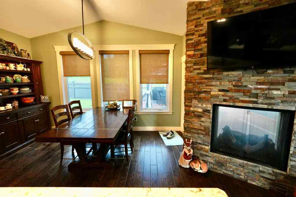 MLS® A2184488 - 10632 85 Street  in Saddleback Ridge Peace River, Residential