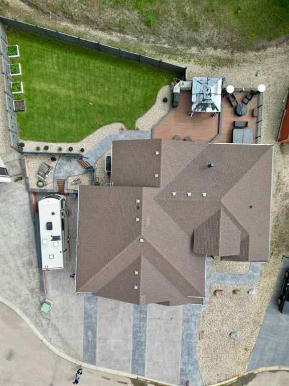 MLS® A2184488 - 10632 85 Street  in Saddleback Ridge Peace River, Residential