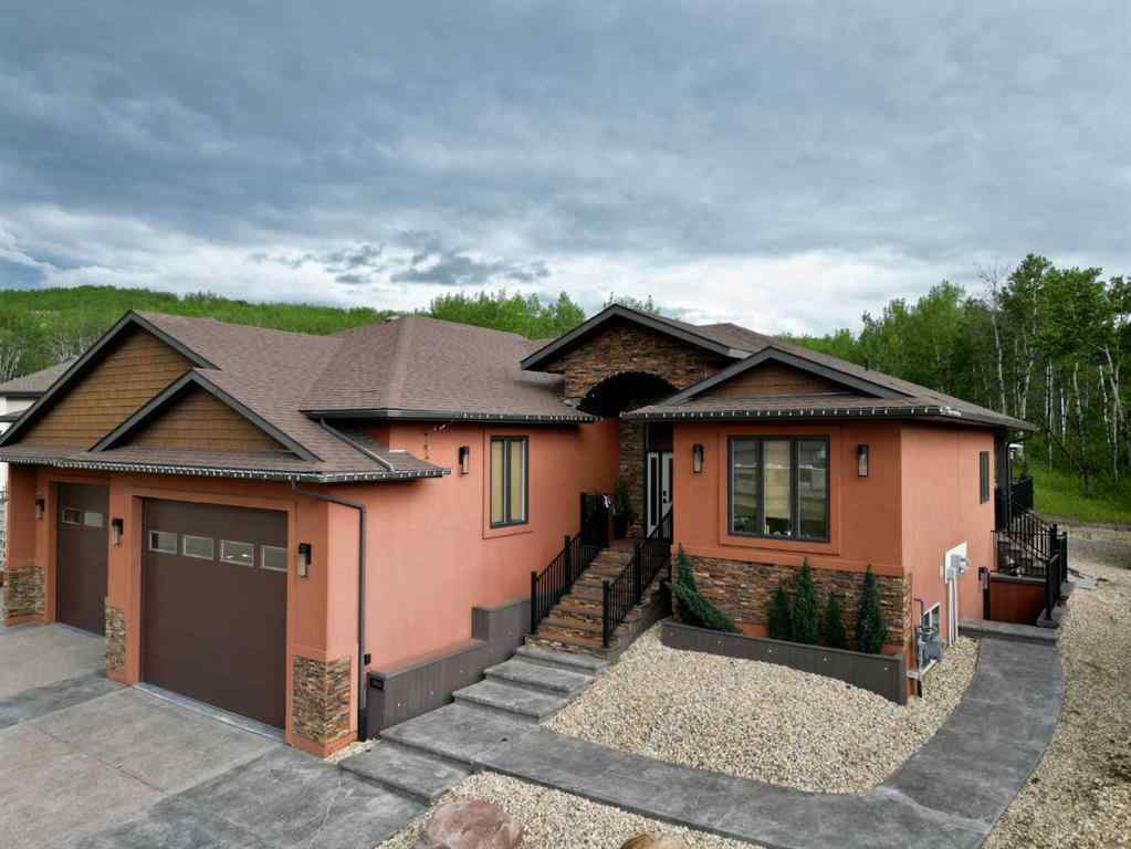 MLS® A2184488 - 10632 85 Street  in Saddleback Ridge Peace River, Residential