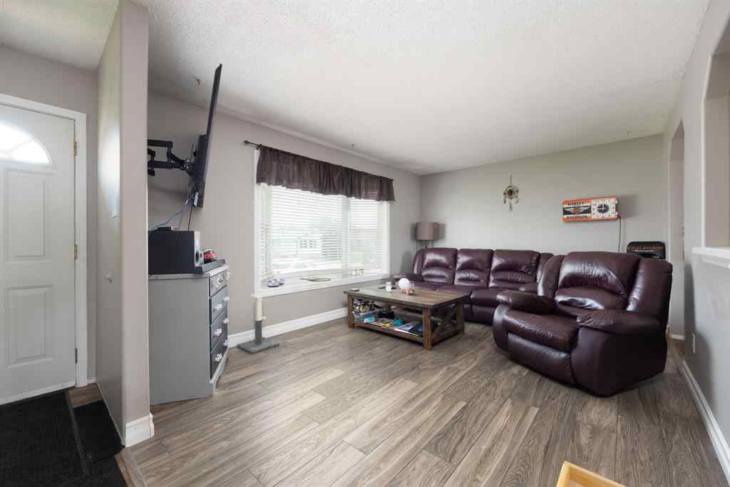 MLS® A2184800 - 33 Fitzgerald Avenue  in Downtown Fort McMurray, Residential