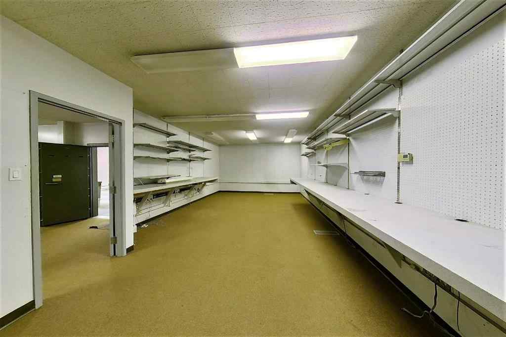 MLS® A2184808 - 320 50 Street  in Edson Edson, Commercial