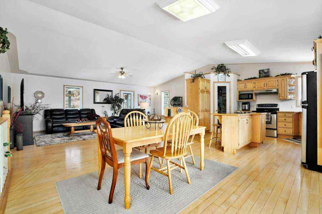 MLS® A2185227 - 335016 Hi Way 21   in NONE Rural Kneehill County, Residential