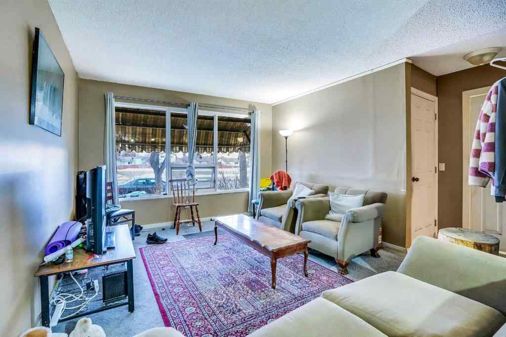 MLS® A2185299 - 190 Whitefield Drive NE in Whitehorn Calgary, Residential