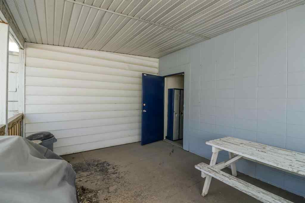 MLS® A2185333 - 7668 49 Avenue  in Northlands Industrial Park Red Deer, Commercial