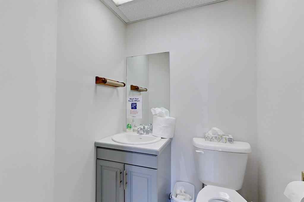 MLS® A2185333 - 7668 49 Avenue  in Northlands Industrial Park Red Deer, Commercial