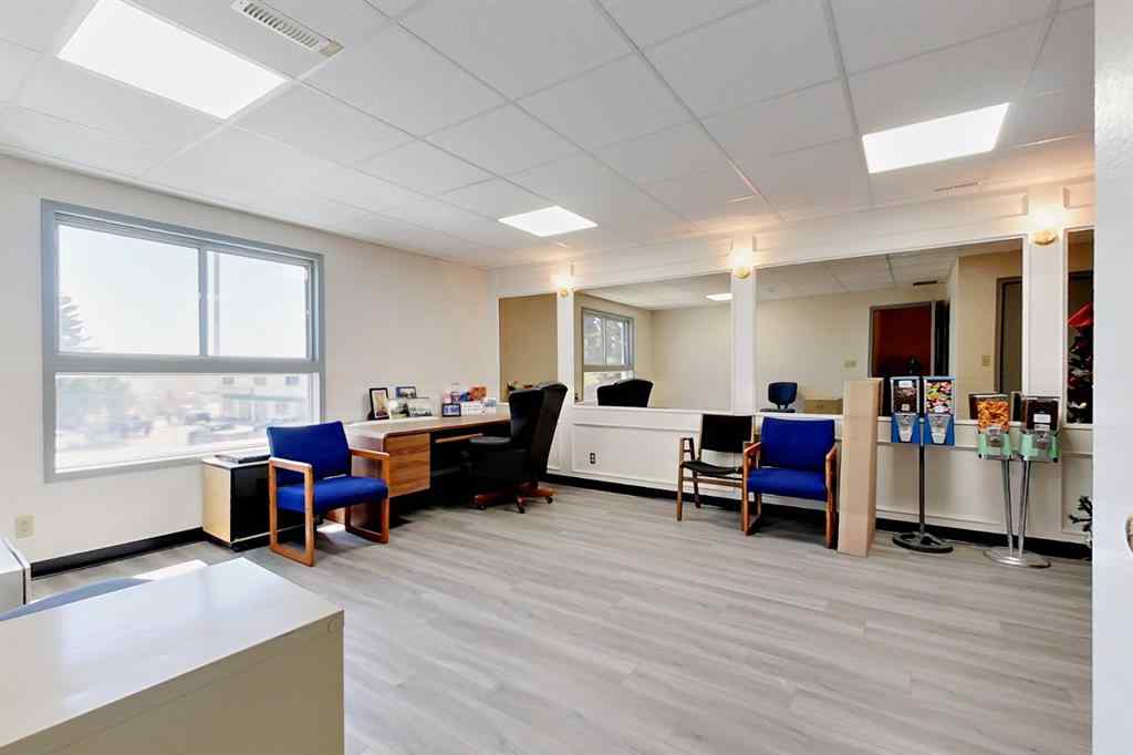 MLS® A2185333 - 7668 49 Avenue  in Northlands Industrial Park Red Deer, Commercial