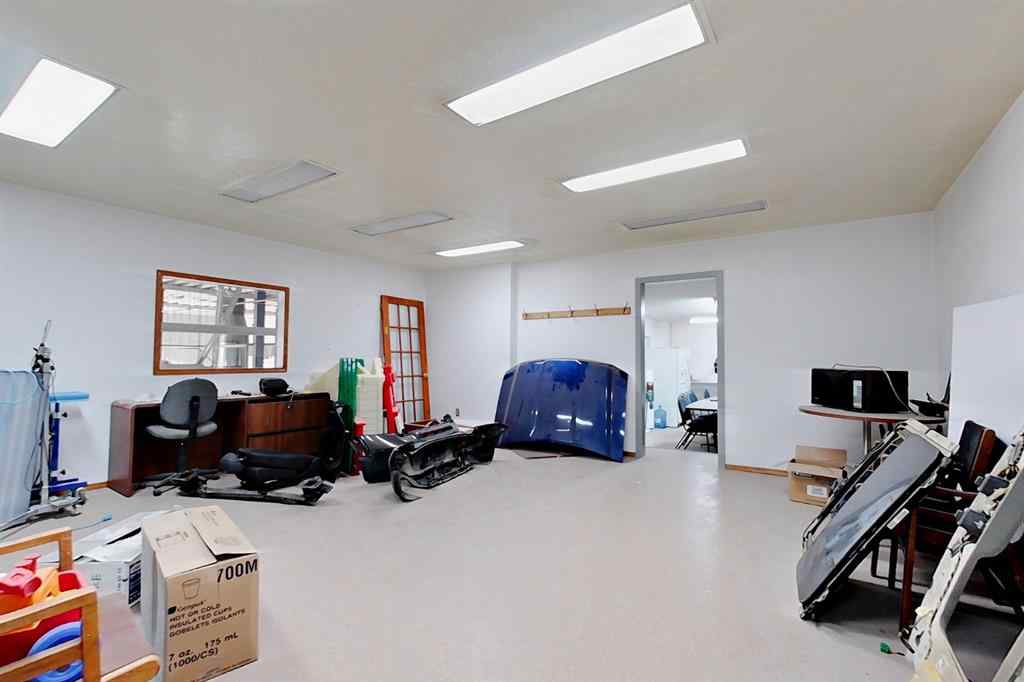 MLS® A2185333 - 7668 49 Avenue  in Northlands Industrial Park Red Deer, Commercial