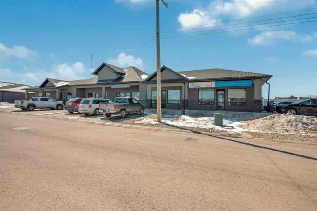 MLS® A2185638 - 103, 201, 209 and 305 9 Avenue S in NONE Carstairs, Commercial