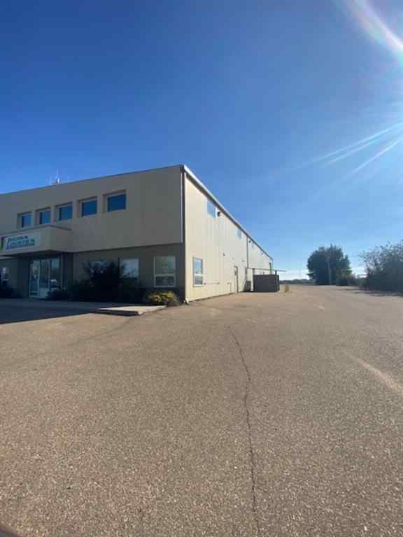 MLS® A2185673 - 1200 2 Street W in North End Brooks, Commercial