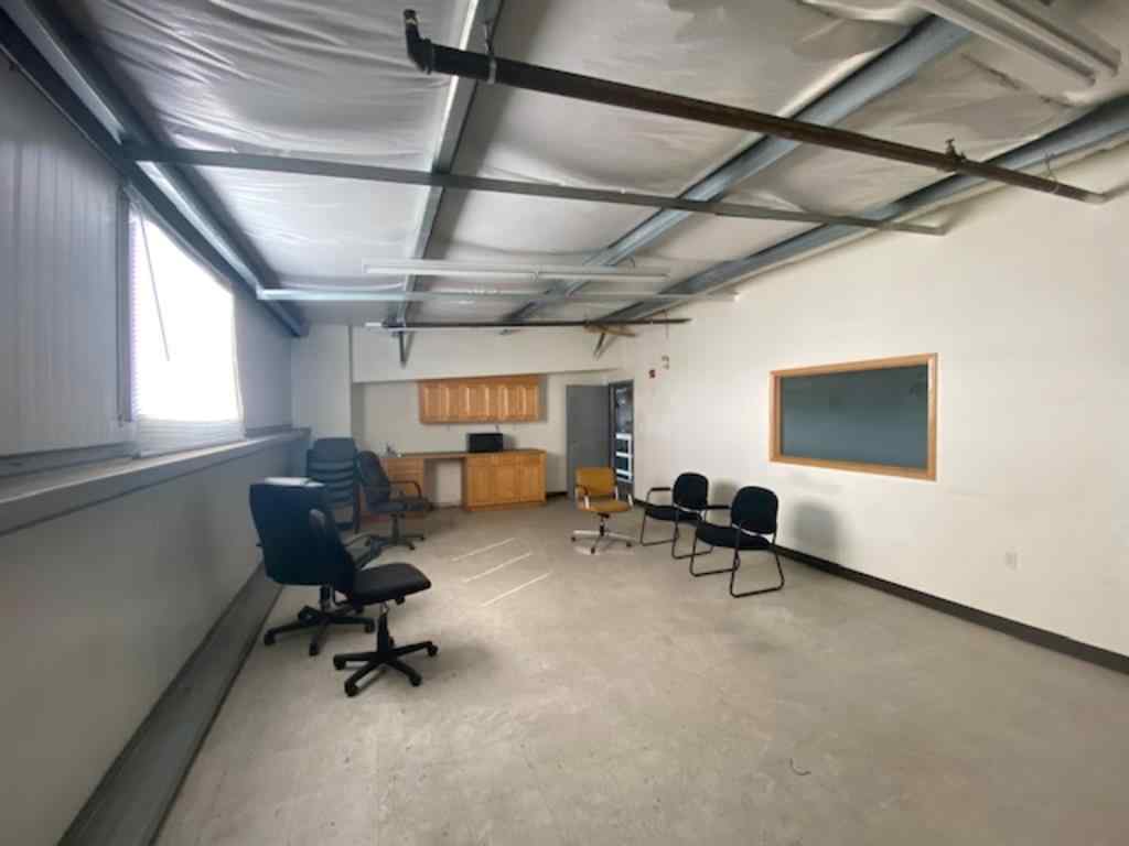 MLS® A2185673 - 1200 2 Street W in North End Brooks, Commercial