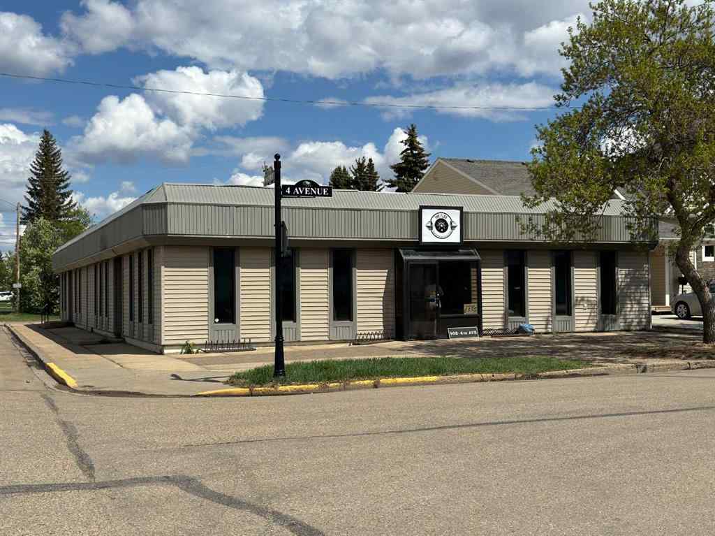 MLS® A2185770 - 902 4 Avenue  in Wainwright Wainwright, Commercial
