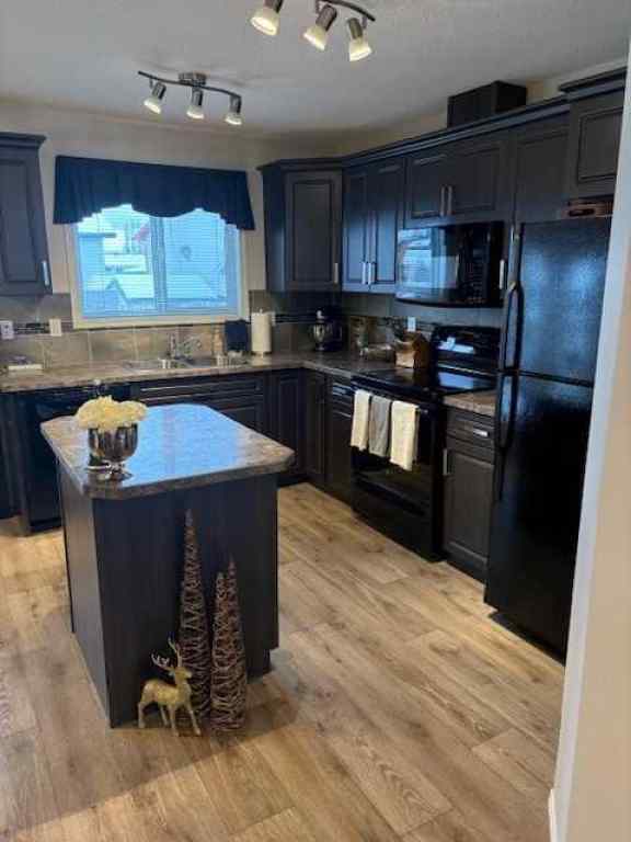 MLS® A2185818 - 8 Anderson Close  in NONE Whitecourt, Commercial