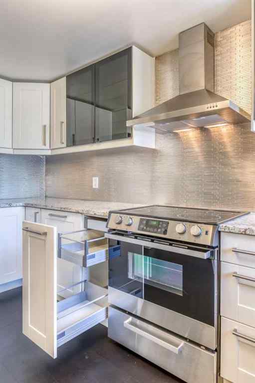 MLS® A2185863 - Unit #302 1309 14 Avenue SW in Beltline Calgary, Residential