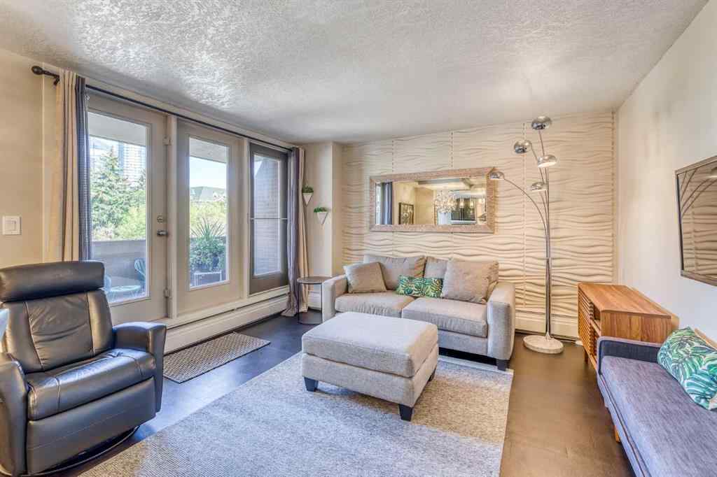 MLS® A2185863 - Unit #302 1309 14 Avenue SW in Beltline Calgary, Residential