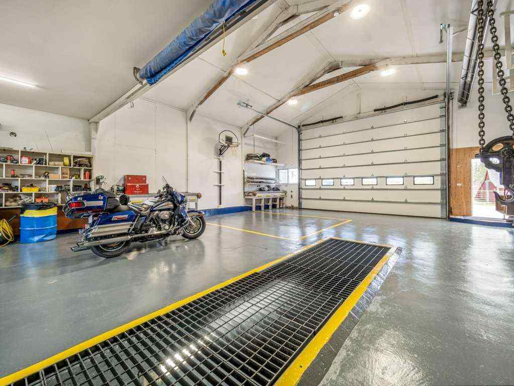 MLS® A2185996 - 10054 Range Rd 142   in NONE Rural Warner No. 5, County of, Residential
