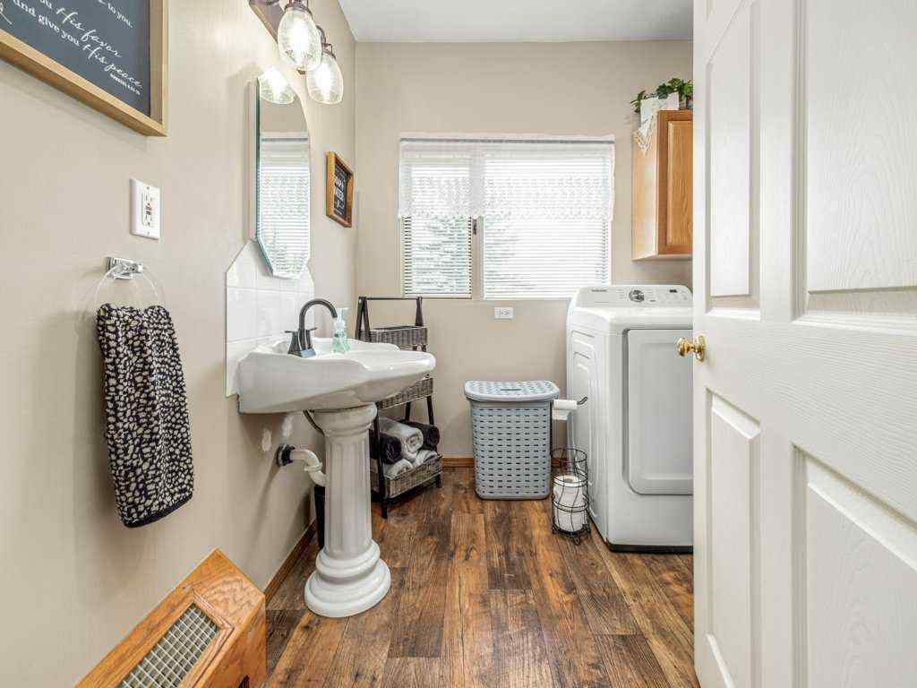 MLS® A2185996 - 10054 Range Rd 142   in NONE Rural Warner No. 5, County of, Residential