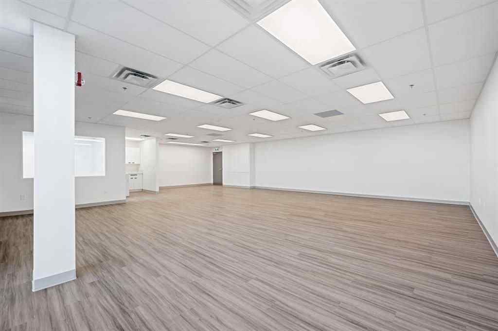 MLS® A2186011 - Unit #213 3223 5 Avenue NE in Franklin Calgary, Commercial