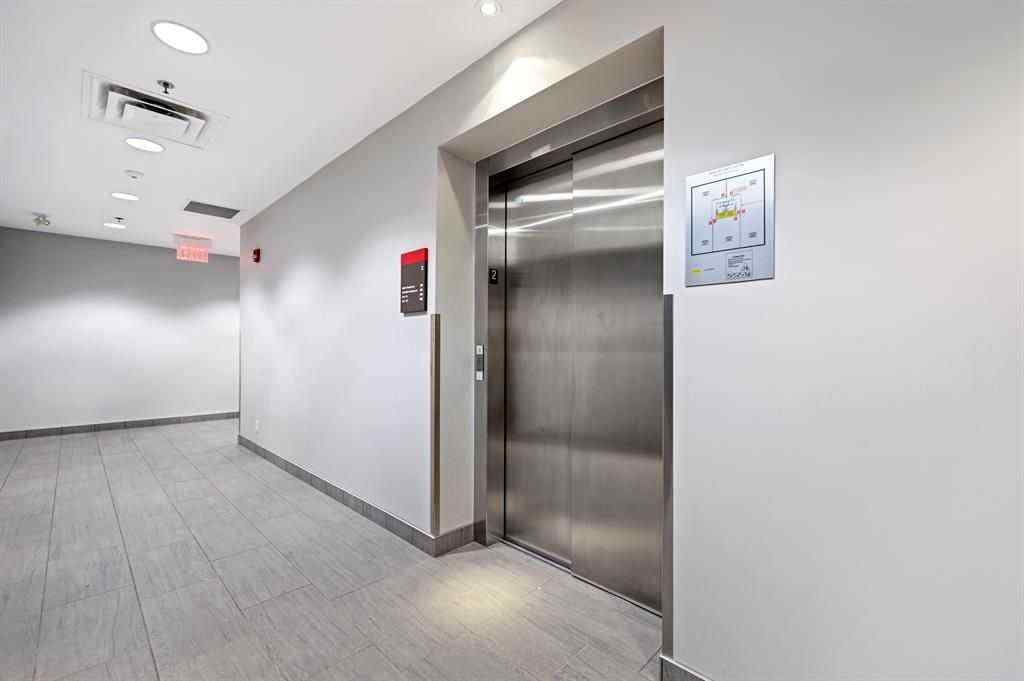 MLS® A2186011 - Unit #213 3223 5 Avenue NE in Franklin Calgary, Commercial