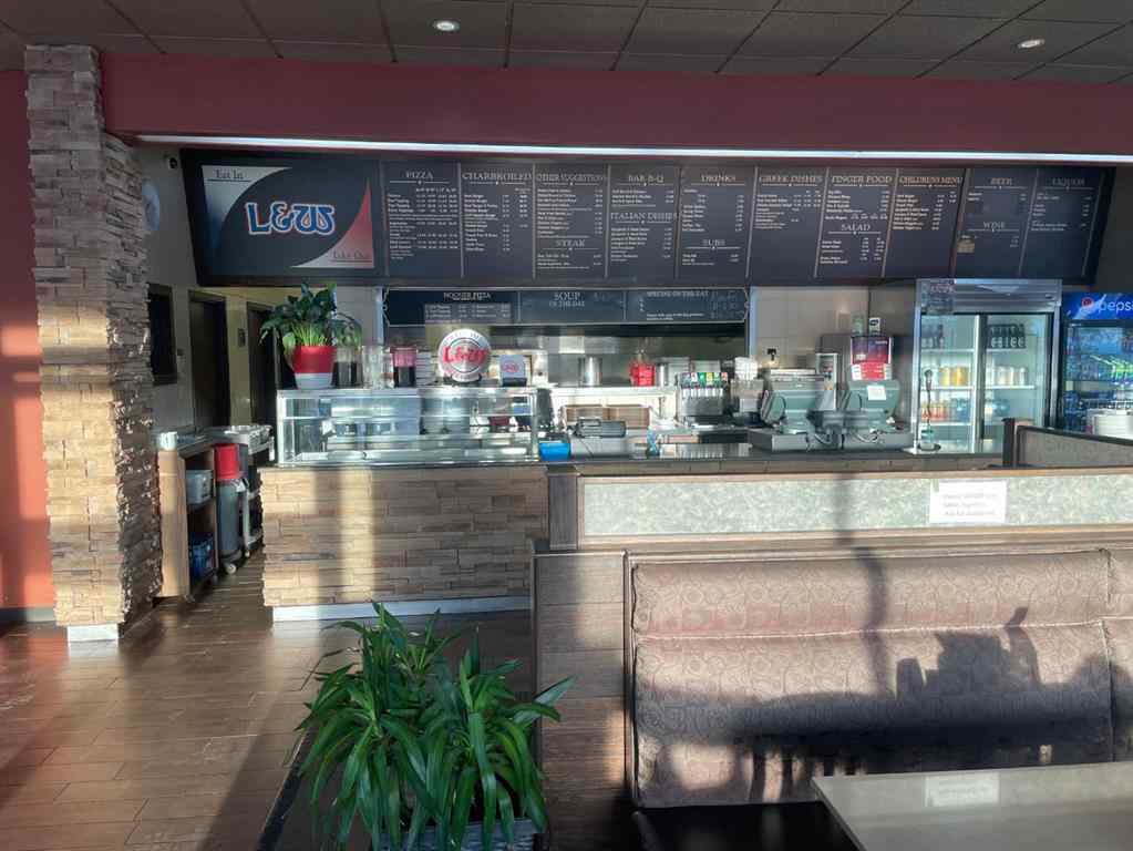 MLS® A2186110 - 414 Carmichael Lane  in Mountain View Hinton, Commercial