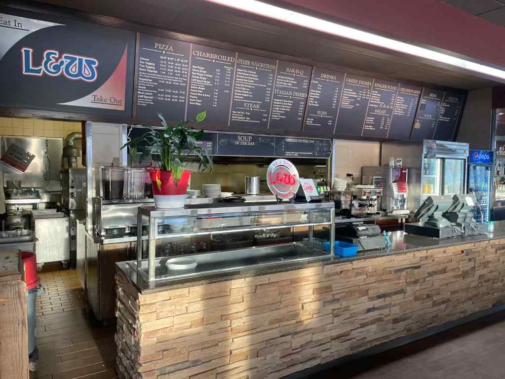 MLS® A2186110 - 414 Carmichael Lane  in Mountain View Hinton, Commercial