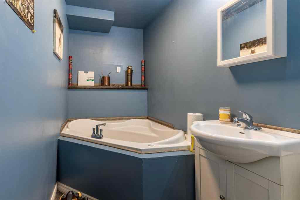 MLS® A2186421 - 126 3 Street  in NONE Stirling, Residential