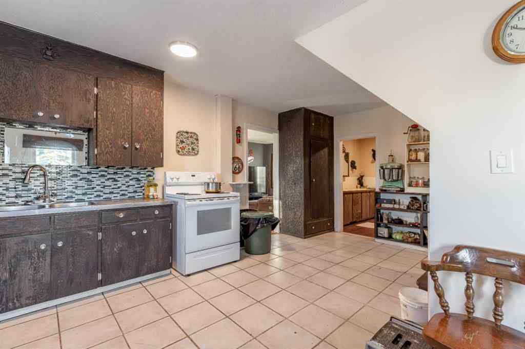 MLS® A2186421 - 126 3 Street  in NONE Stirling, Residential